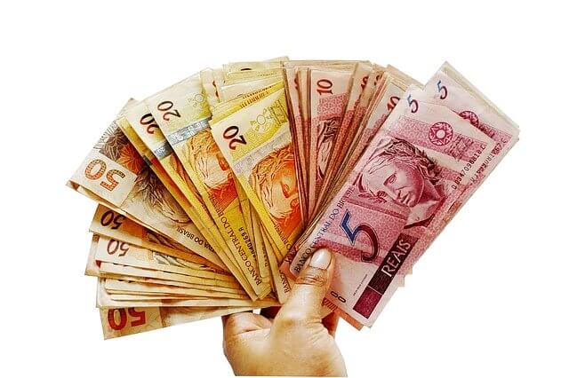 Abono pecuniário — vender as férias para ganhar mais dinheiro